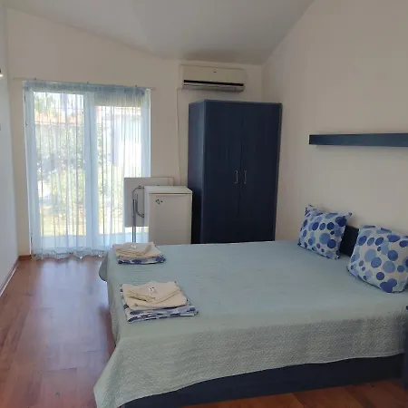 Family Kentavar Bjala