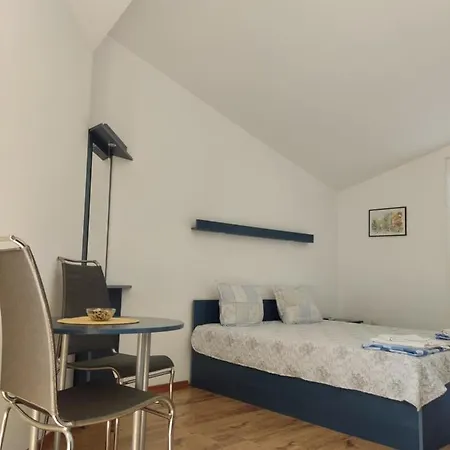 Family Kentavar Penzion *